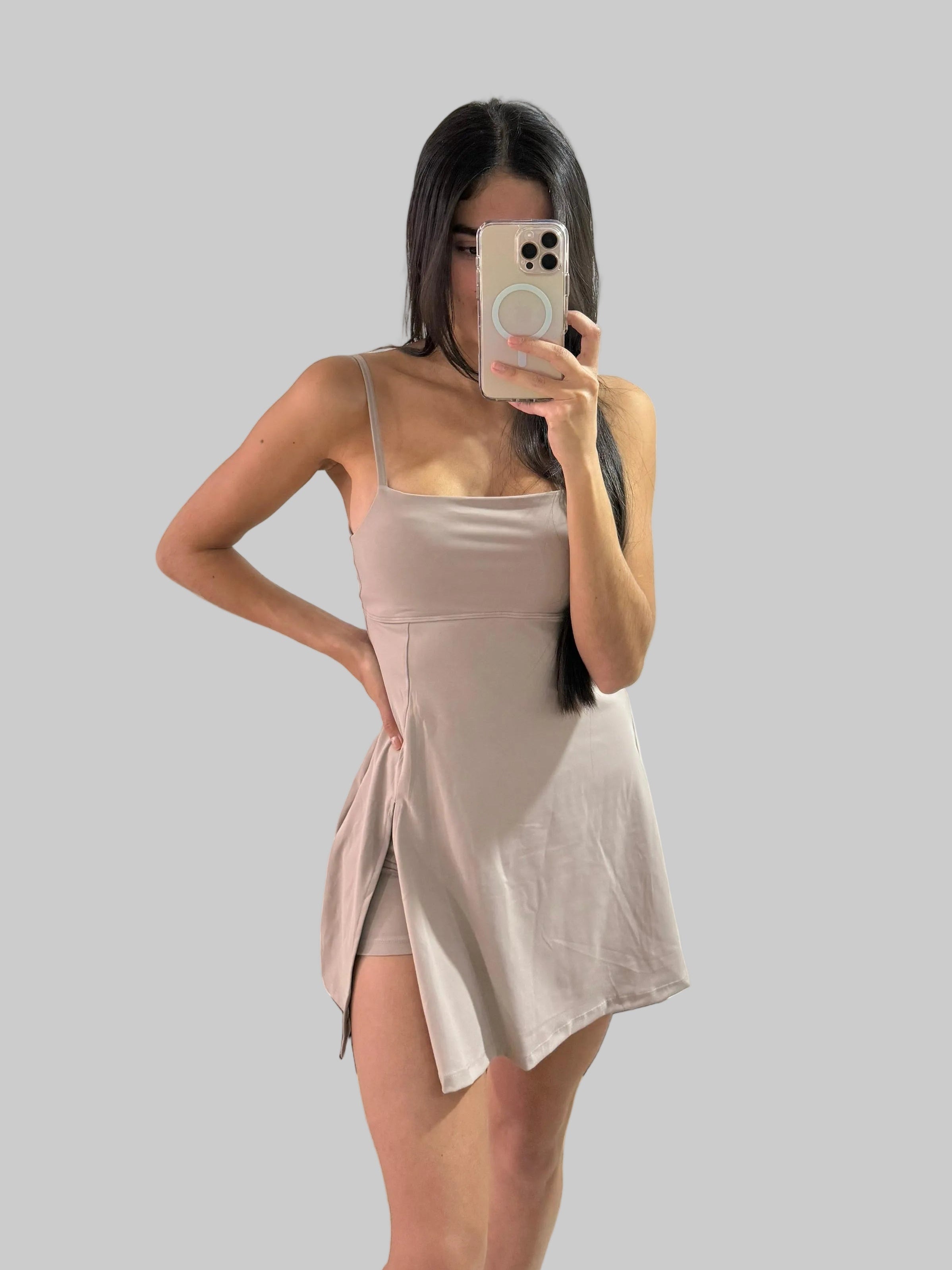 VESTIDO TENIS GRIS
