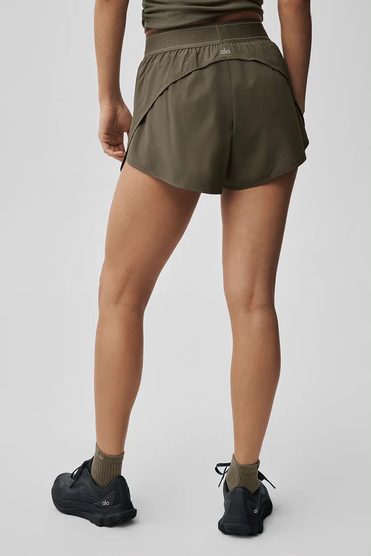 SHORT MATCH POINT OLIVE TREE